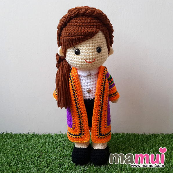 ตุ๊กตารับปริญญาบ้านสมเด็จเจ้าพระยาคณะครุศาสตร์สูง 13 นิ้ว