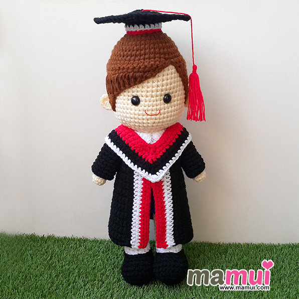 ตุ๊กตาบัณฑิตน้อยผู้ชายแถบสีแดงขาวสูง 18 นิ้ว