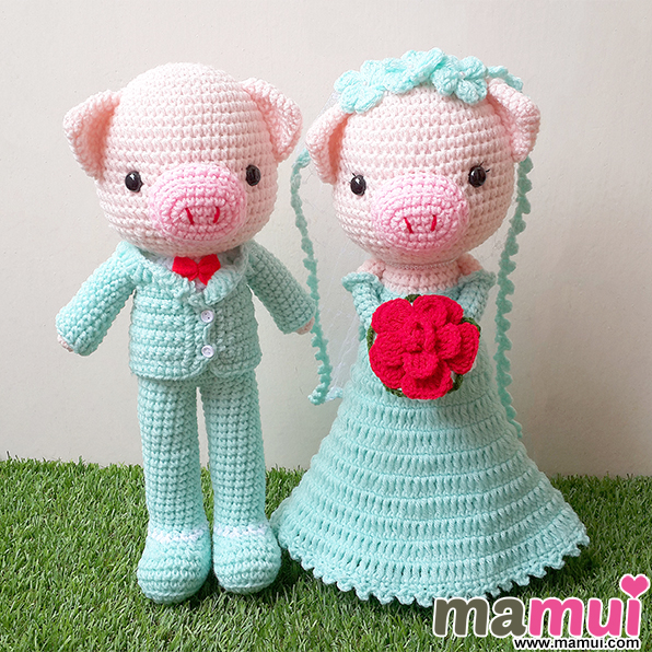 ตุ๊กตาหมูแต่งงานชุดฟ้าสูง 13 นิ้ว