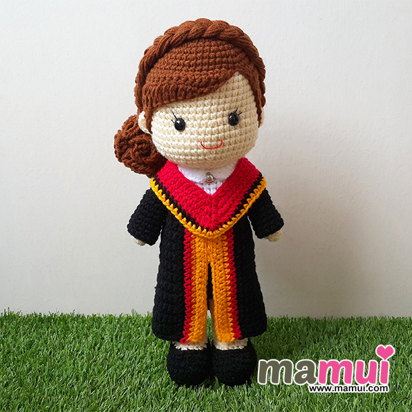 ตุ๊กตารับปริญญามหาวิทยาลัยรามคำแหงคณะรัฐศาสตร์ผมเกล้าสูง 13 นิ้ว