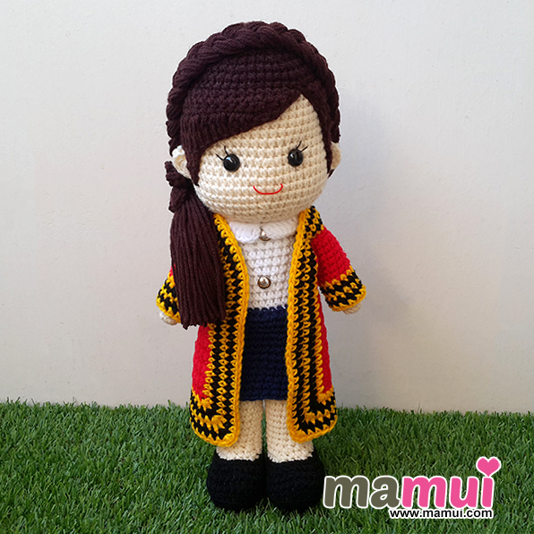 ตุ๊กตารับปริญญาพระจอมเกล้าผมสีน้ำตาลเข้มสูง 13 นิ้ว