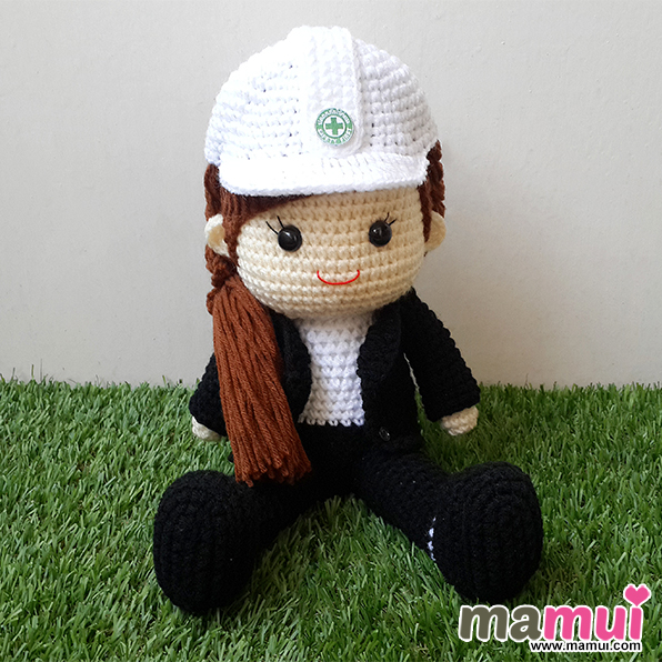 ตุ๊กตาวิศวกรนั่งผู้หญิงสูง 8 นิ้ว