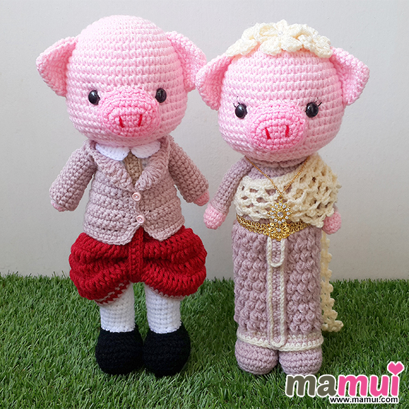 ตุ๊กตาหมูแต่งงานชุดไทยสูง 13 นิ้ว