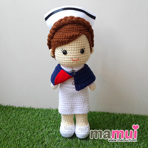 ตุ๊กตาชุดเครปพยาบาลทรงผมเกล้าหลังสูง 13 นิ้ว