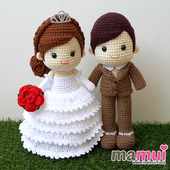 ตุ๊กตาแต่งงานสวมมงกุฏสูทน้ำตาลสูง 13 นิ้ว