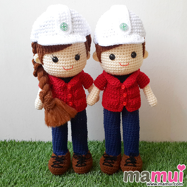 ตุ๊กตาคู่รักวิศวกรสูง 13 นิ้วค่ะ