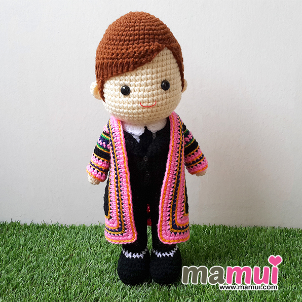 ตุ๊กตารับปริญาราชภัฏคณะบริหารธุรกิจผู้ชายสูง 13 นิ้ว