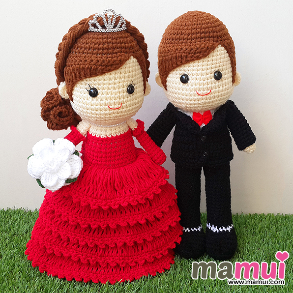 ตุ๊กตาแต่งงานชุดสีแดงดอกไม้ขาวสูง 13 นิ้ว