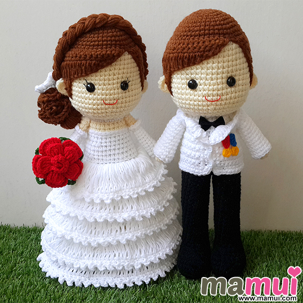 ตุ๊กตาแต่งงานในเครื่องแบบสูง 13 นิ้ว