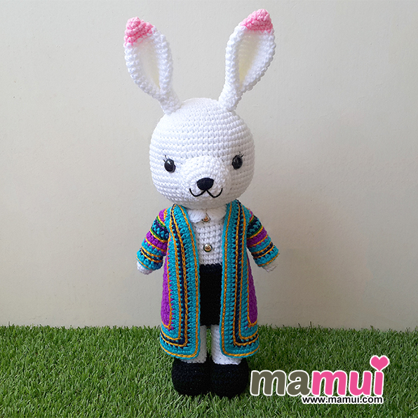 ตุ๊กตากระต่ายรับปริญญาบ้านสมเด็จเจ้าพระยาสูง 13 นิ้ว