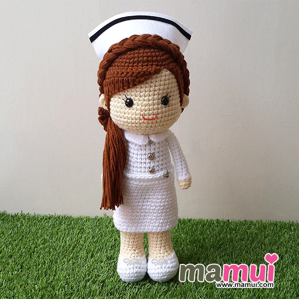ตุ๊กตาพยาบาลผมยาวสีน้ำตาลสูง 13 นิ้ว