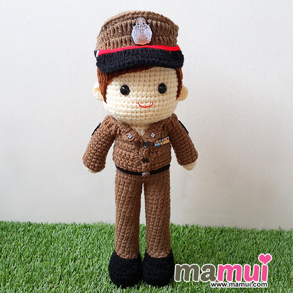 ตุ๊กตาตำรวจถักโครเชต์สูง 13 นิ้ว