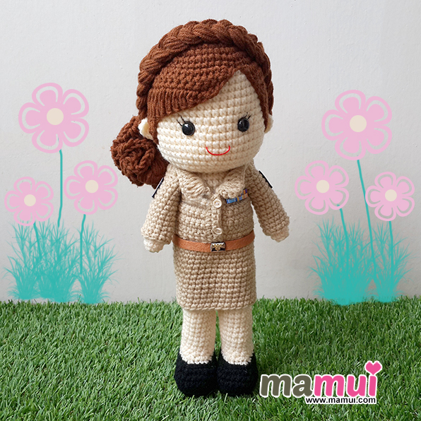 ตุ๊กตาชุดราชการสีกากีทรงผมเกล้าข้างเสื้อแขนยาวสูง 13 นิ้ว