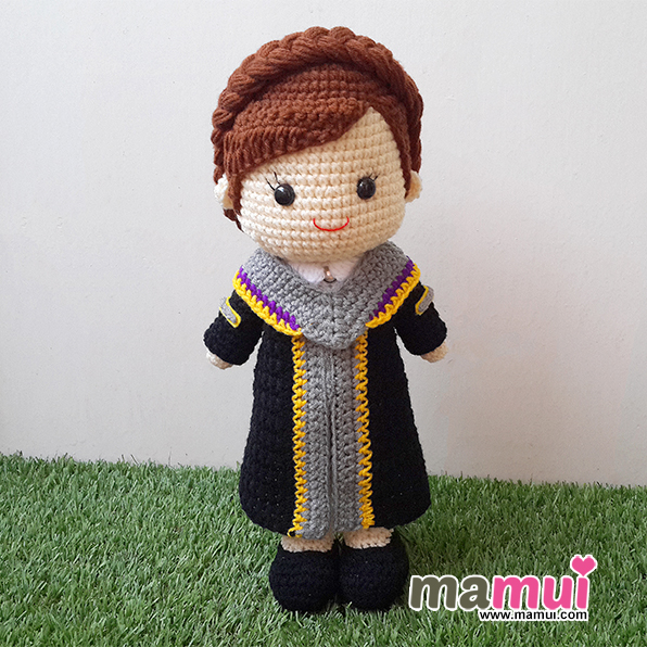 ตุ๊กตารับปริญญามหาสารคามคณะมนุษยศาสตร์และสังคมศาสตร์สูง 13 นิ้ว