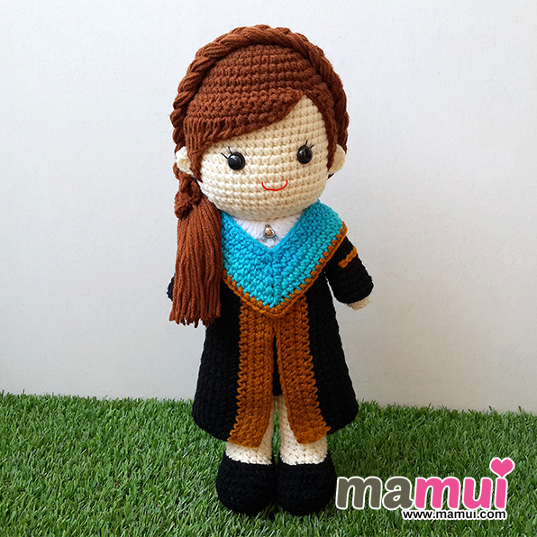 ตุ๊กตารับปริญญามหาวิทยาลัยสวนดุสิตคณะวิทยาการจัดการสูง 13 นิ้ว