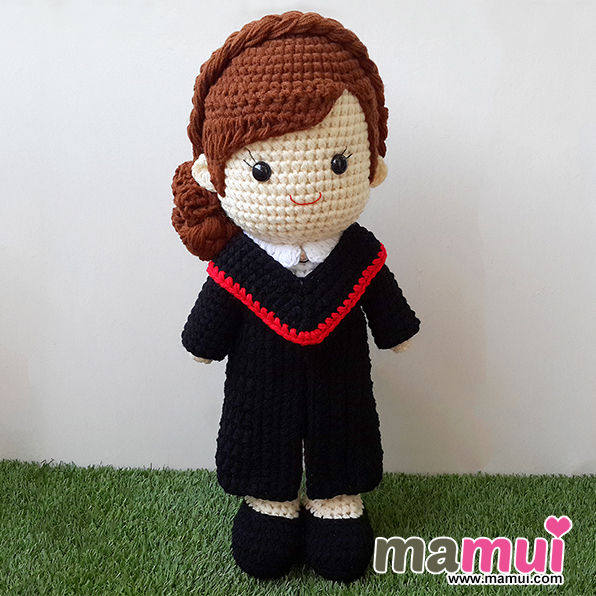 ตุ๊กตารับปริญญามหาวิทยาลัยศิลปากรสูง 18 นิ้ว