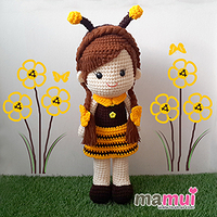 ตุ๊กตาเด็กผู้หญิงสวมชุดผึ้งสูง 18 นิ้ว